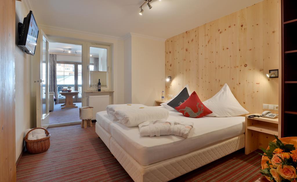 Wohlfuehlhotel Schiestl Fügen Kültér fotó