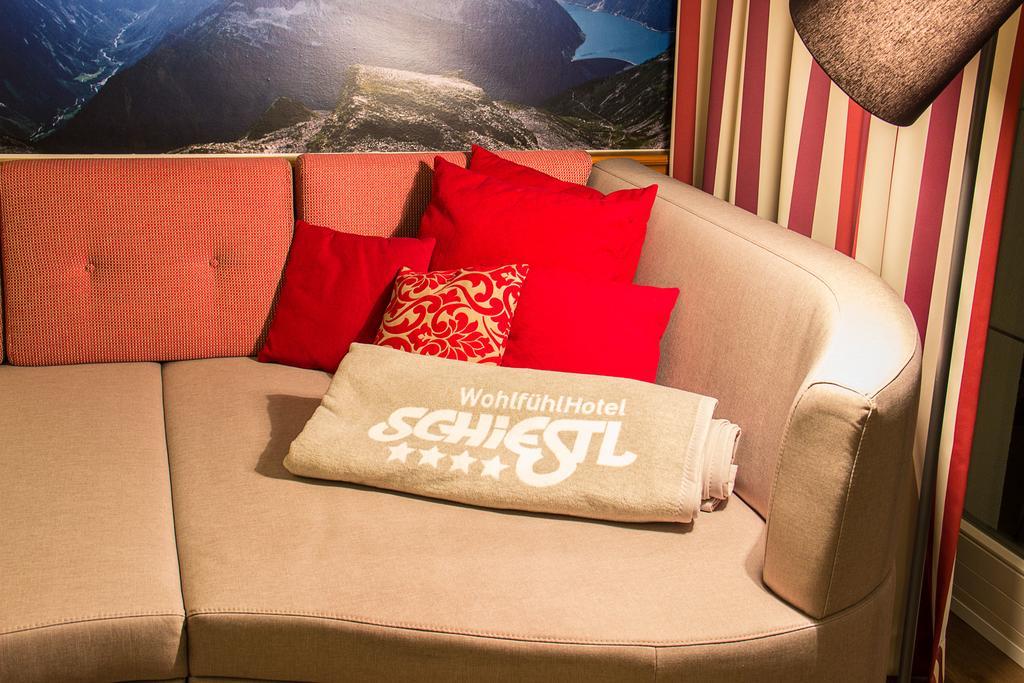 Wohlfuehlhotel Schiestl Fügen Kültér fotó