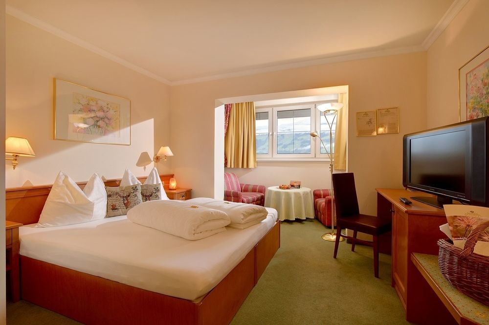 Wohlfuehlhotel Schiestl Fügen Kültér fotó