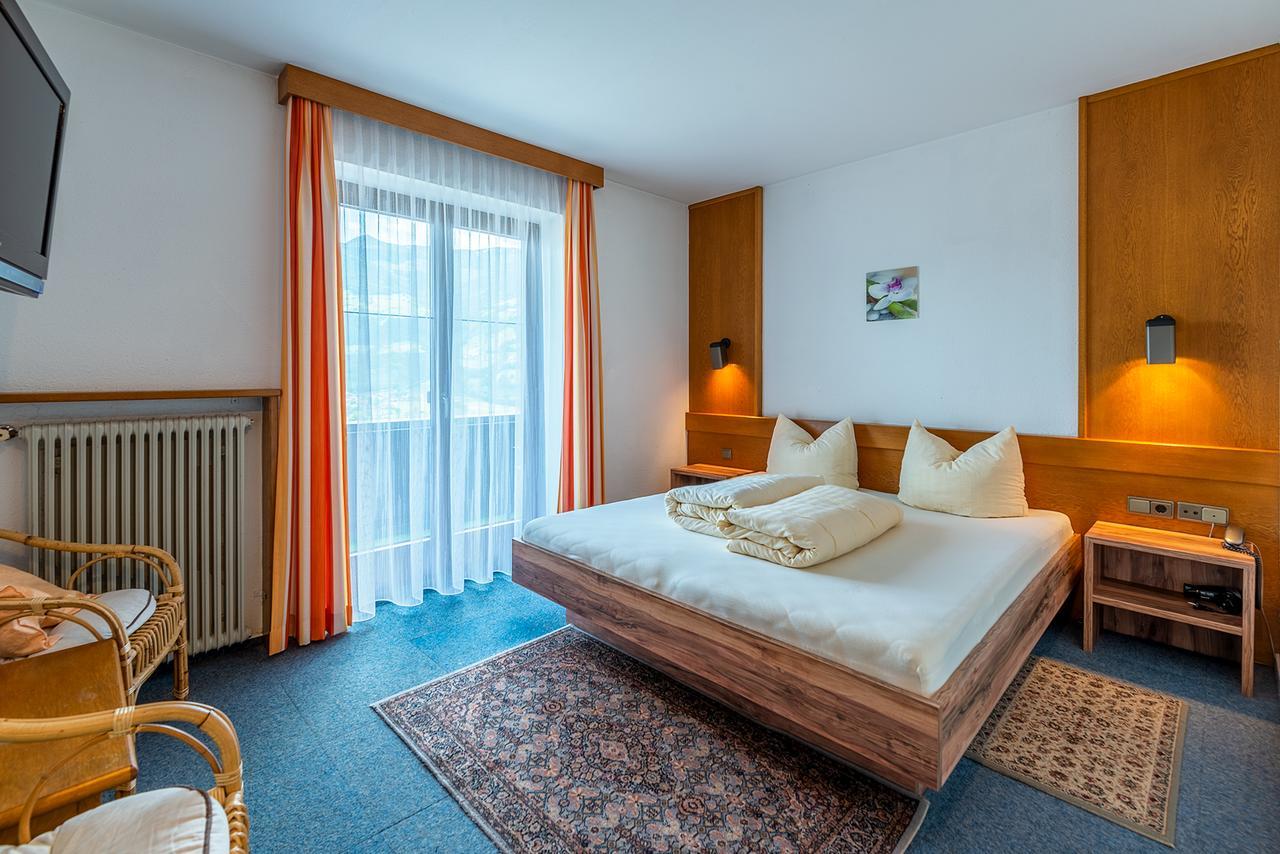 Wohlfuehlhotel Schiestl Fügen Kültér fotó